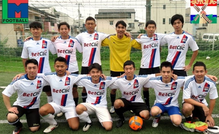 Dutch FC TML 14 Back Row: Akira Numao, Keita Watanabe, Seiichi Sato, Jun Seki, Mitsuhiko Imada, Keisuke Amano Front Row: Kazunari Kagawa, Ryo Kikawada, Ikumi Udagawa, Satoru Negishi, Koki Fukui, Kazuhisa Takeda